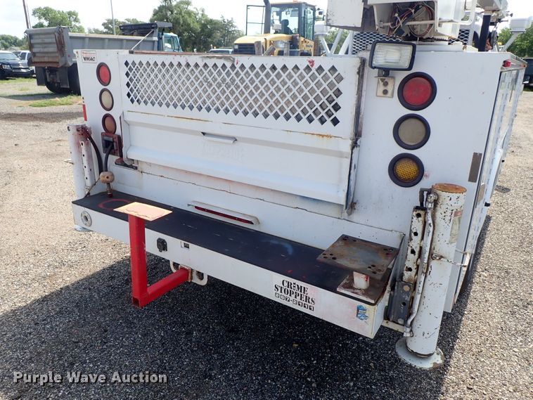 image for item DE0872 2011 Ford F550 Super Duty XL SuperCab utility bed truck with crane