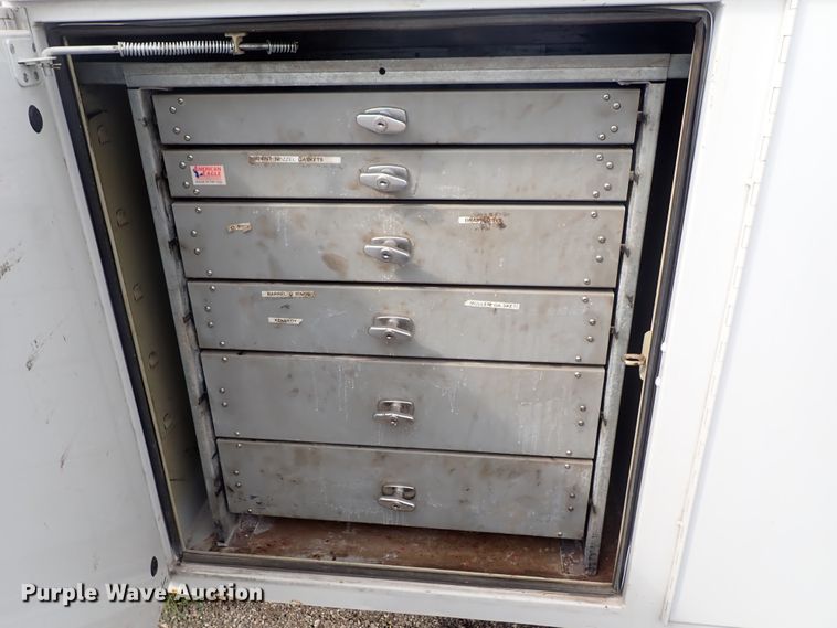 image for item DE0872 2011 Ford F550 Super Duty XL SuperCab utility bed truck with crane