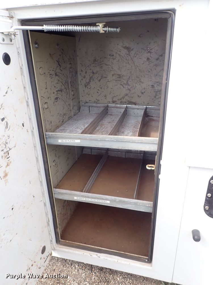 image for item DE0872 2011 Ford F550 Super Duty XL SuperCab utility bed truck with crane