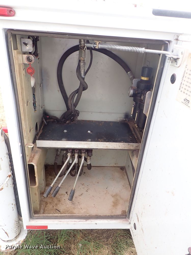 image for item DE0872 2011 Ford F550 Super Duty XL SuperCab utility bed truck with crane