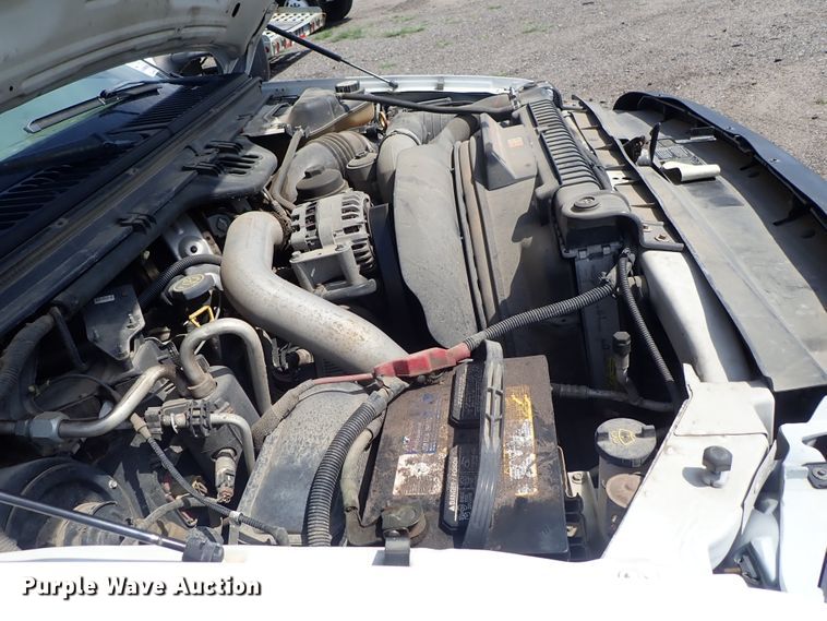 image for item DE0873 2007 Ford F550 Super Duty XL utility bed truck