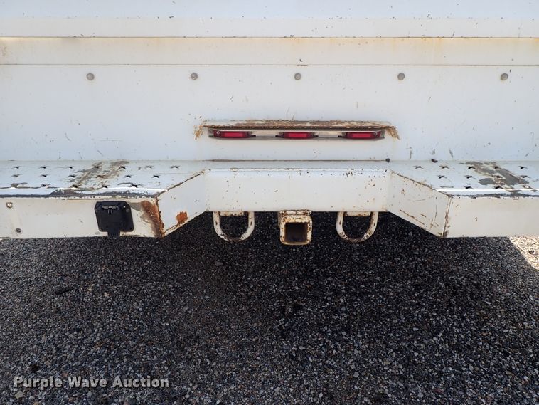 image for item DE0873 2007 Ford F550 Super Duty XL utility bed truck