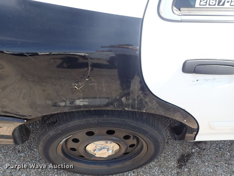 image for item DE0878 2011 Ford Crown Victoria Police Interceptor