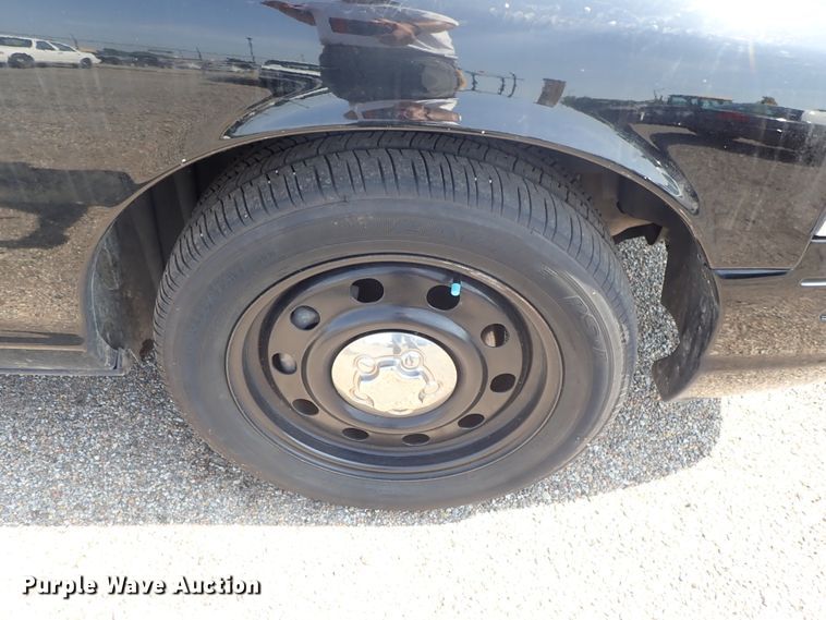 image for item DE0878 2011 Ford Crown Victoria Police Interceptor