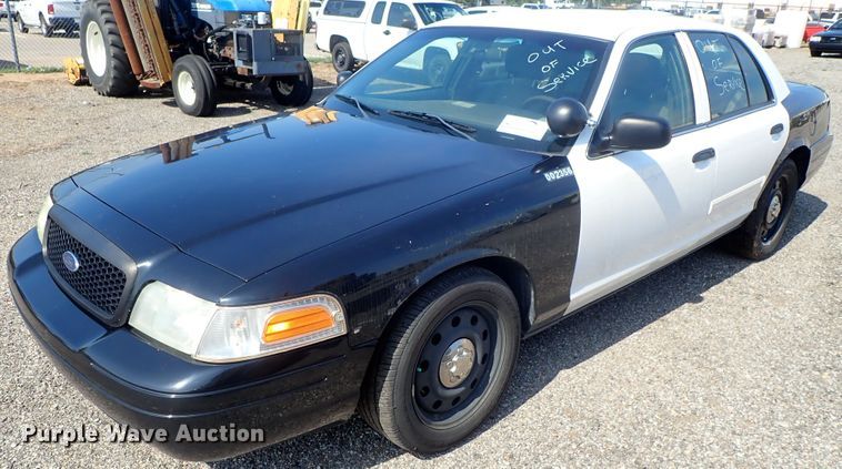 image for item DE0879 2011 Ford Crown Victoria Police Interceptor