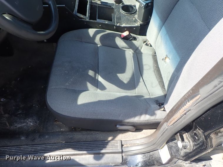 image for item DE0879 2011 Ford Crown Victoria Police Interceptor