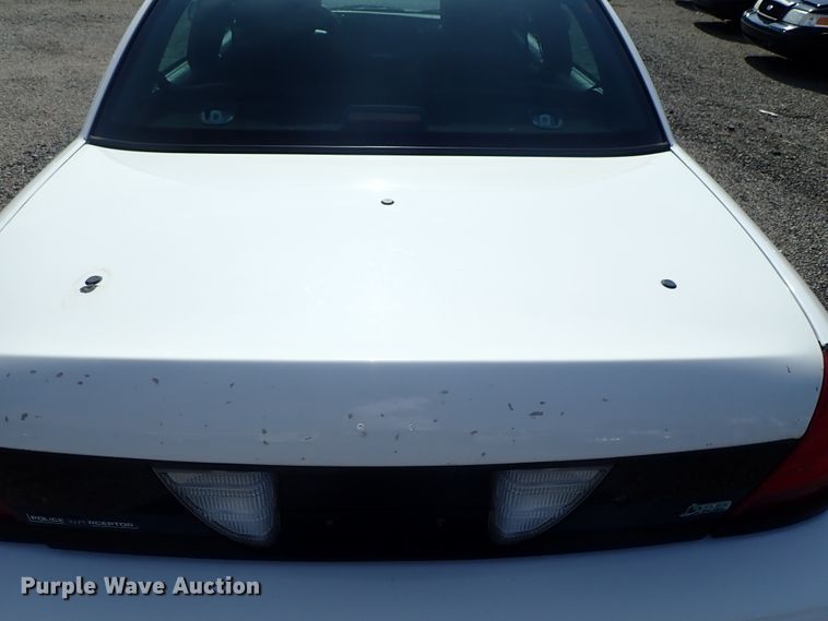 image for item DE0880 2011 Ford Crown Victoria Police Interceptor