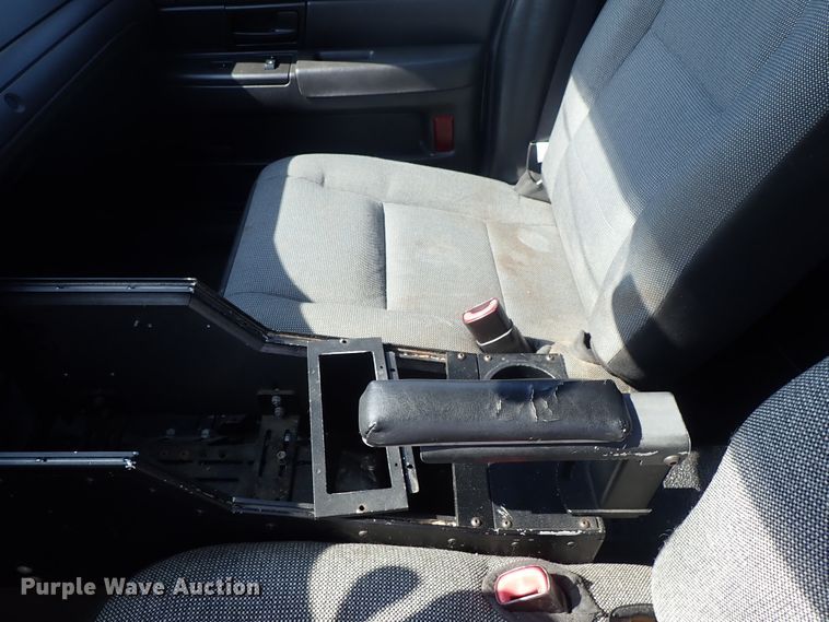 image for item DE0881 2010 Ford Crown Victoria Police Interceptor