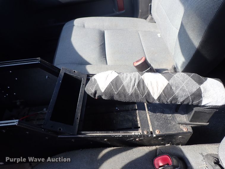 image for item DE0882 2010 Ford Crown Victoria Police Interceptor