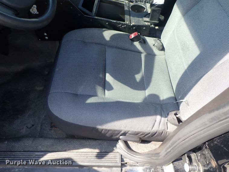 image for item DE0882 2010 Ford Crown Victoria Police Interceptor