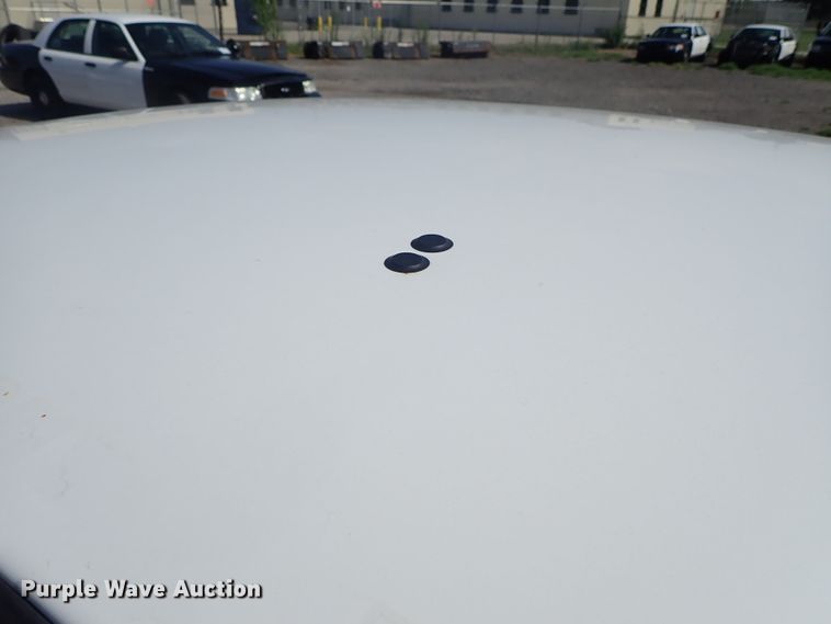 image for item DE0882 2010 Ford Crown Victoria Police Interceptor