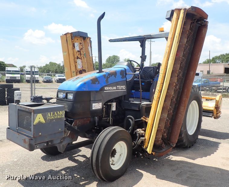 image for item DE0883 2002 New Holland TS110 MFWD tractor