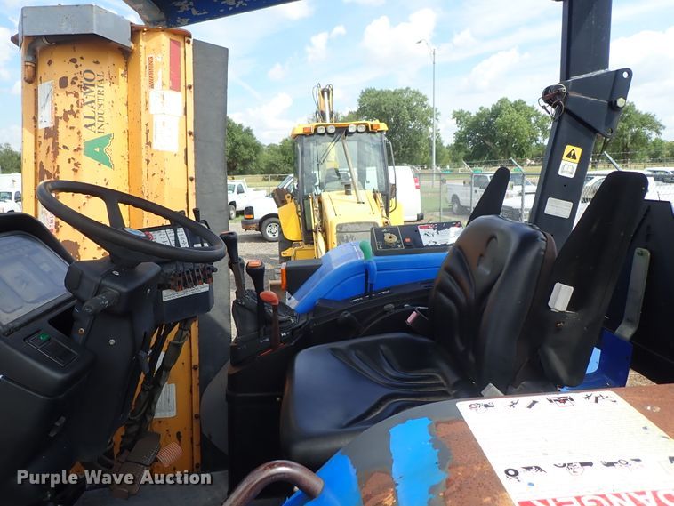 image for item DE0883 2002 New Holland TS110 MFWD tractor