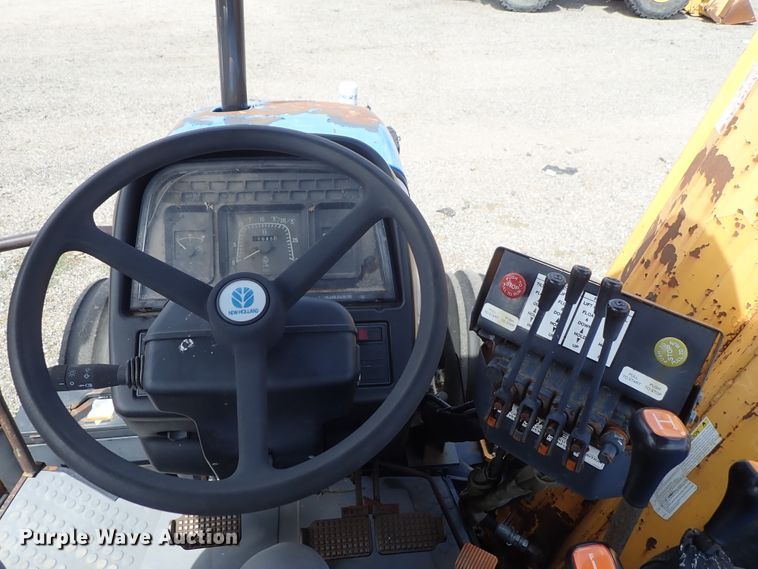 image for item DE0883 2002 New Holland TS110 MFWD tractor