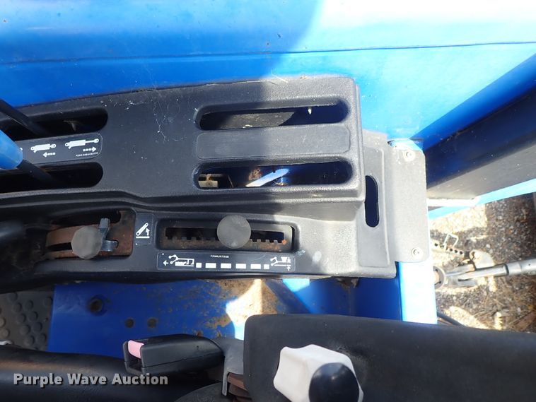 image for item DE0883 2002 New Holland TS110 MFWD tractor