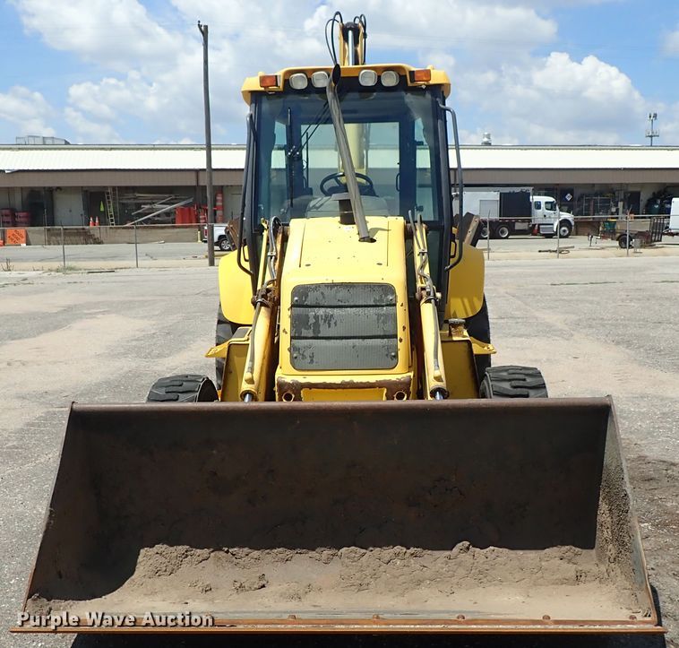 image for item DE0884 2005 New Holland LB75B backhoe
