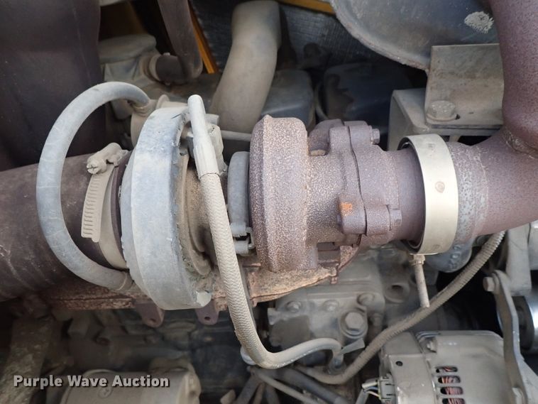 image for item DE0884 2005 New Holland LB75B backhoe