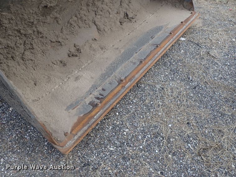 image for item DE0884 2005 New Holland LB75B backhoe