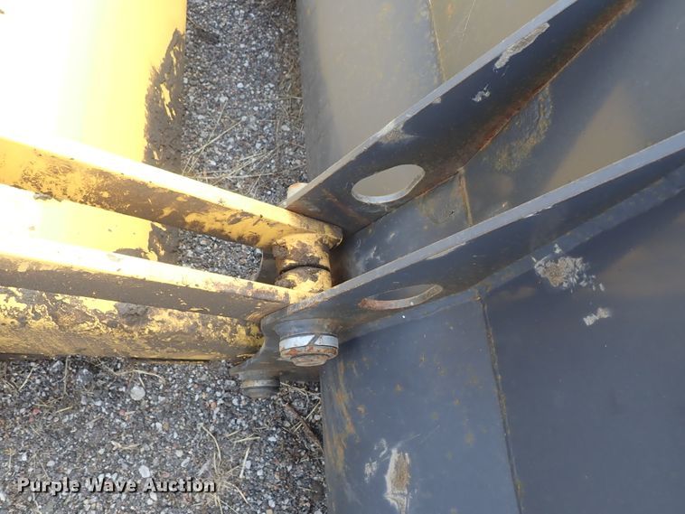 image for item DE0884 2005 New Holland LB75B backhoe