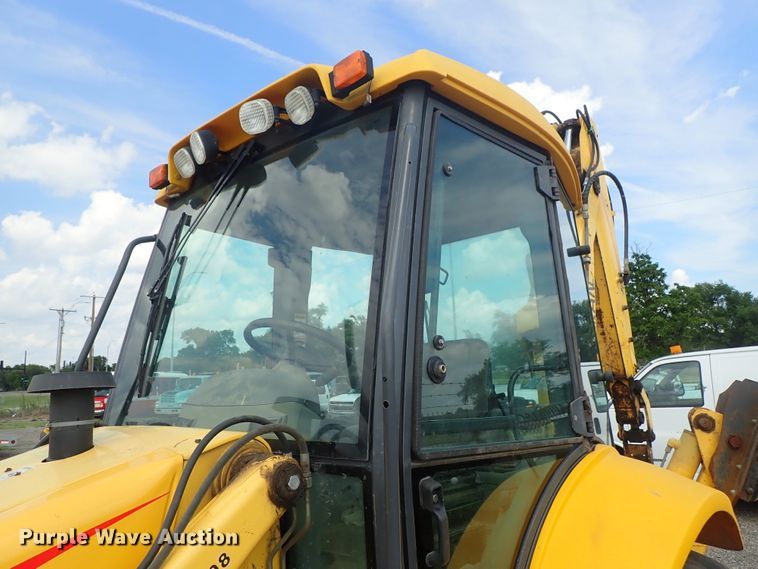 image for item DE0884 2005 New Holland LB75B backhoe