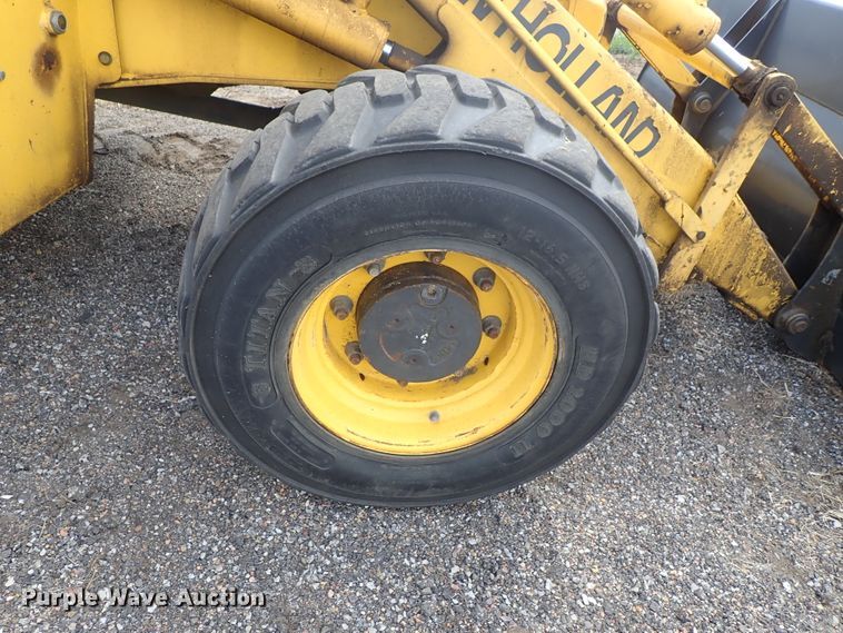 image for item DE0884 2005 New Holland LB75B backhoe