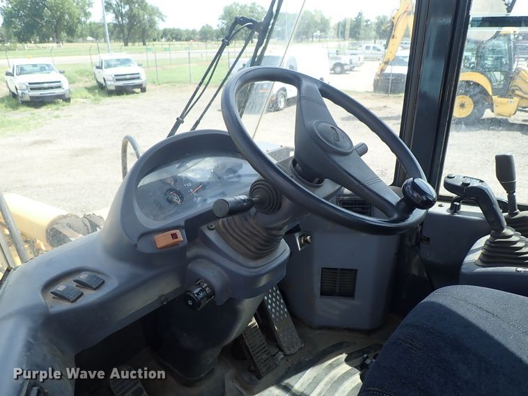 image for item DE0885 2007 Komatsu WA200-5 wheel loader