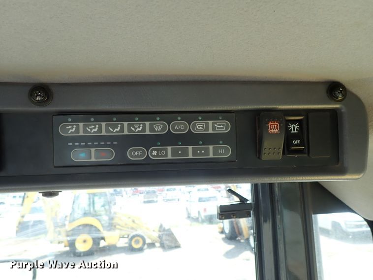 image for item DE0885 2007 Komatsu WA200-5 wheel loader