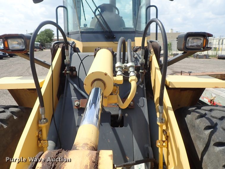 image for item DE0885 2007 Komatsu WA200-5 wheel loader
