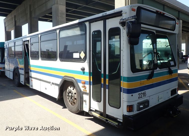 image for item DE0887 2002 Gillig Phantom C20B096N4 transit bus