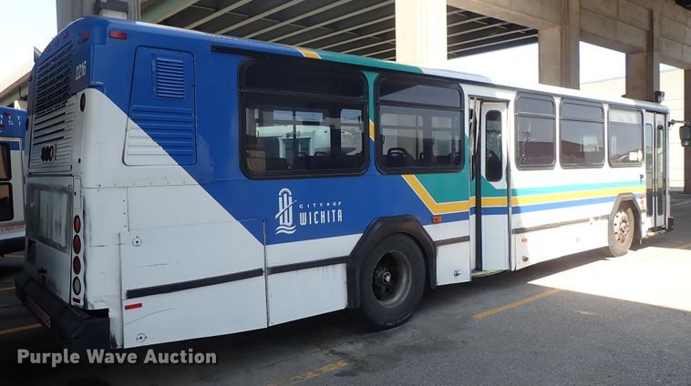 image for item DE0887 2002 Gillig Phantom C20B096N4 transit bus