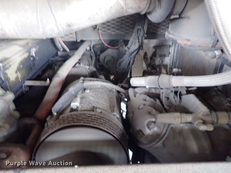 image for item DE0887 2002 Gillig Phantom C20B096N4 transit bus