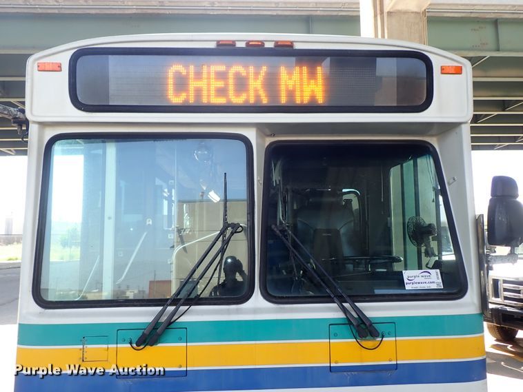 image for item DE0887 2002 Gillig Phantom C20B096N4 transit bus