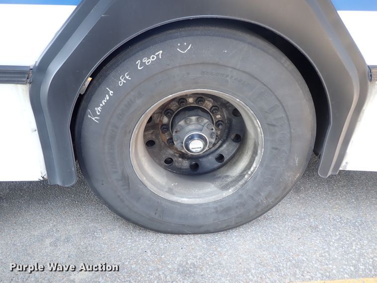 image for item DE0887 2002 Gillig Phantom C20B096N4 transit bus