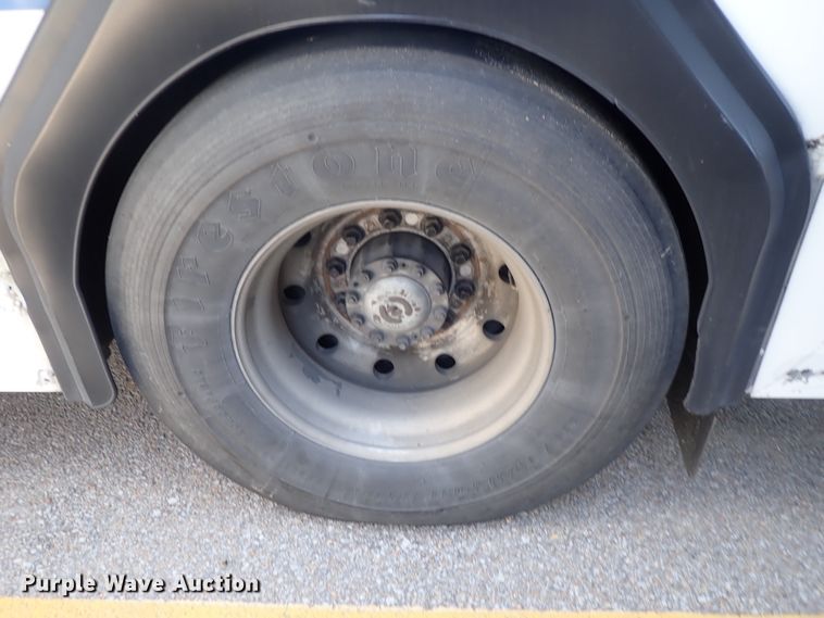 image for item DE0887 2002 Gillig Phantom C20B096N4 transit bus