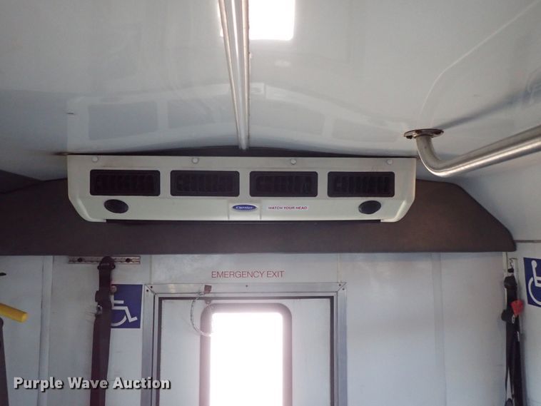 image for item DE0890 2010 Ford E450 Super Duty shuttle bus