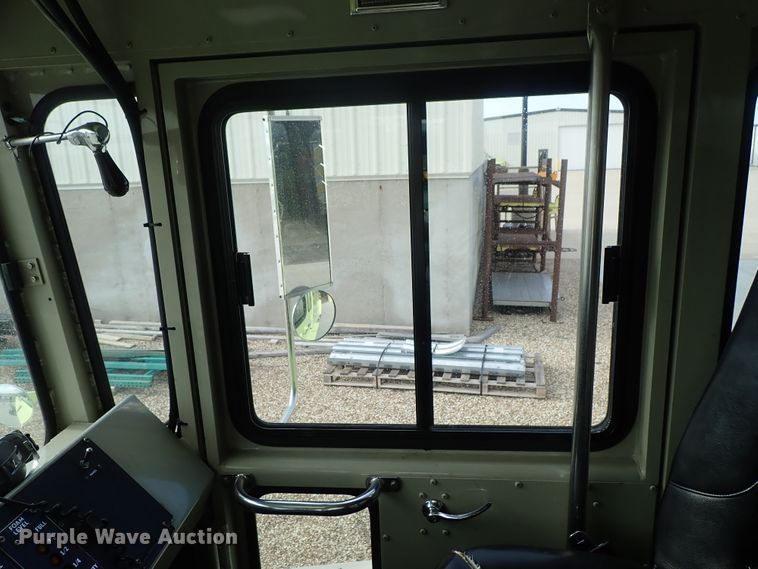 image for item DE0896 1991 Oshkosh T-1500 ARFF fire truck