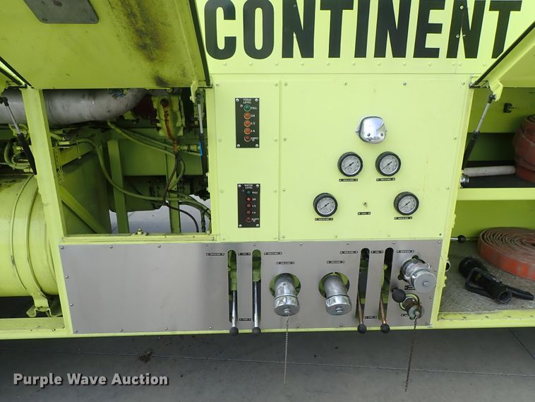 image for item DE0896 1991 Oshkosh T-1500 ARFF fire truck