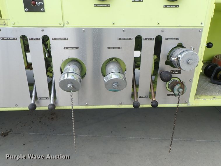 image for item DE0896 1991 Oshkosh T-1500 ARFF fire truck