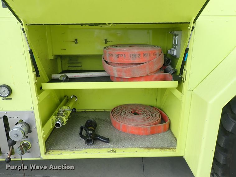 image for item DE0896 1991 Oshkosh T-1500 ARFF fire truck