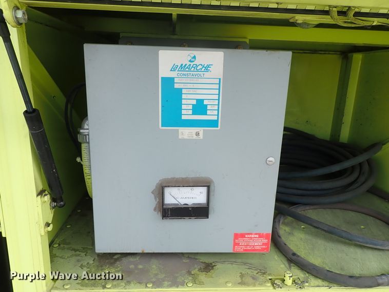 image for item DE0896 1991 Oshkosh T-1500 ARFF fire truck