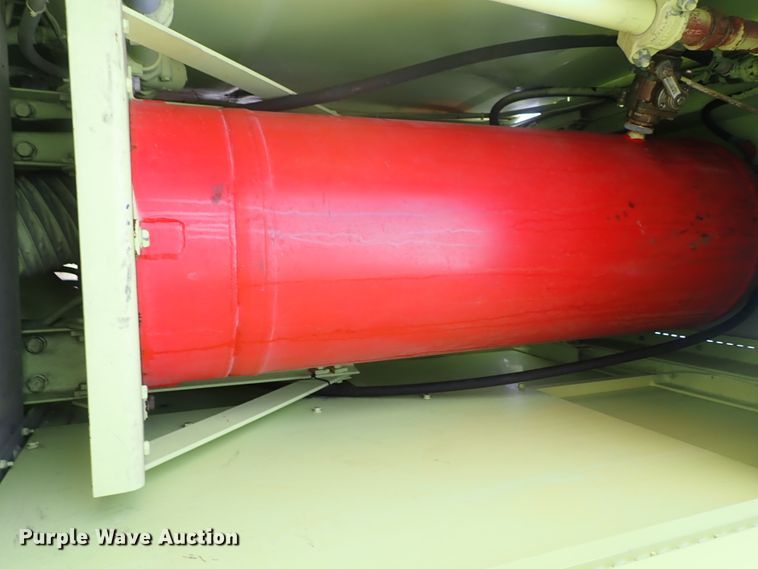 image for item DE0896 1991 Oshkosh T-1500 ARFF fire truck