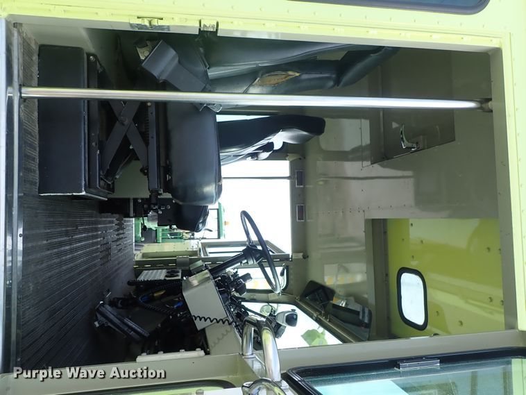 image for item DE0896 1991 Oshkosh T-1500 ARFF fire truck