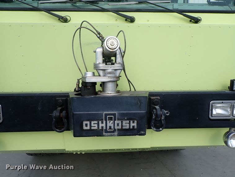 image for item DE0896 1991 Oshkosh T-1500 ARFF fire truck