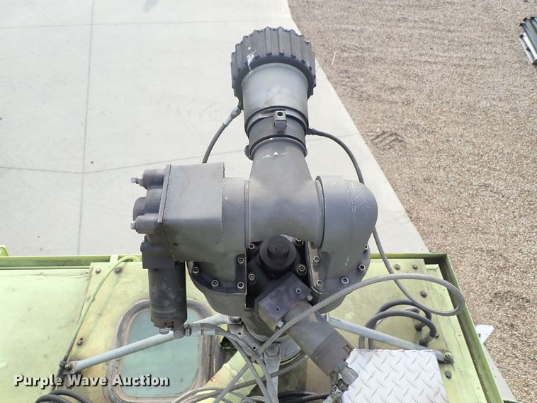 image for item DE0896 1991 Oshkosh T-1500 ARFF fire truck