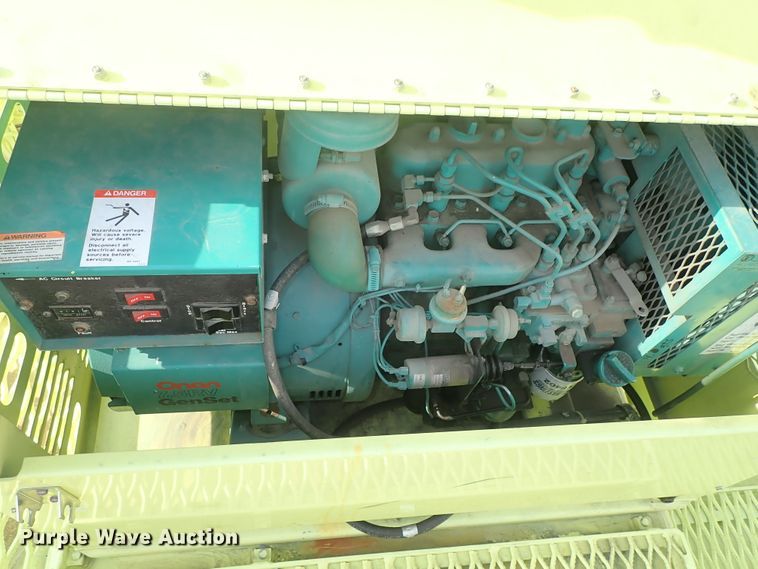 image for item DE0896 1991 Oshkosh T-1500 ARFF fire truck