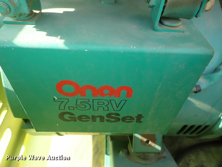 image for item DE0896 1991 Oshkosh T-1500 ARFF fire truck