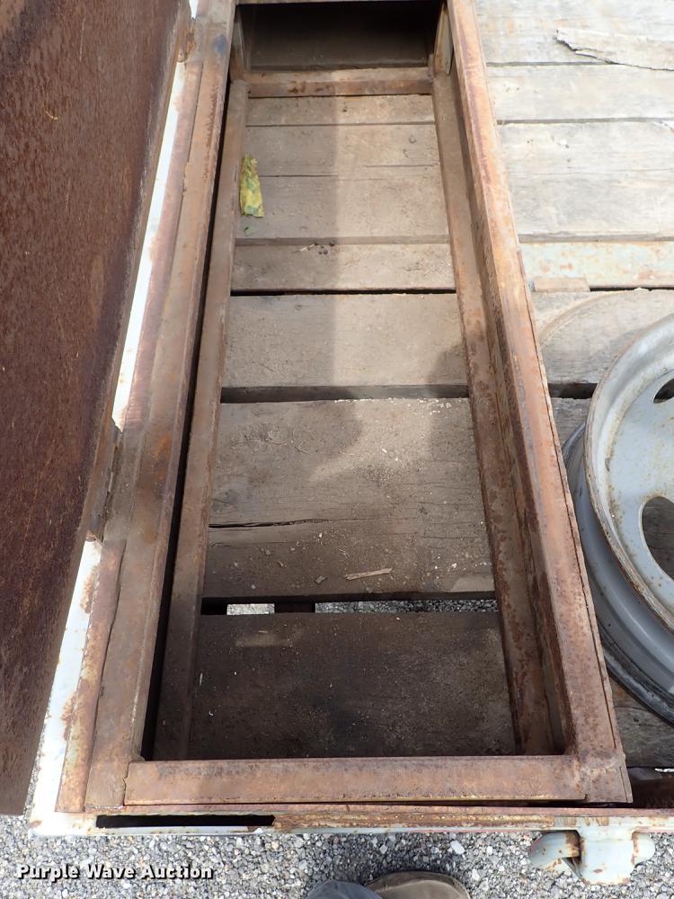 image for item DF1073 Interstate equipment trailer