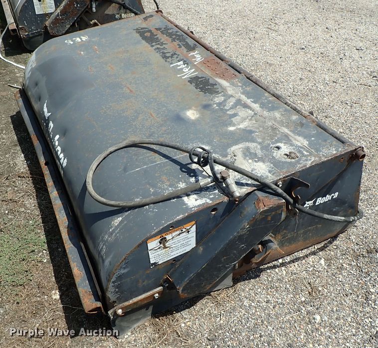 image for item FR9257 2007 Bobcat skid steer sweeper