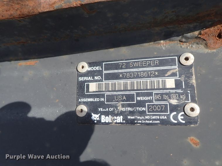 image for item FR9257 2007 Bobcat skid steer sweeper