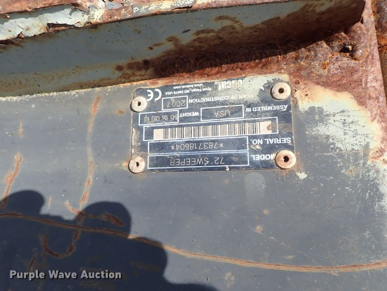 image for item FR9258 2007 Bobcat skid steer sweeper
